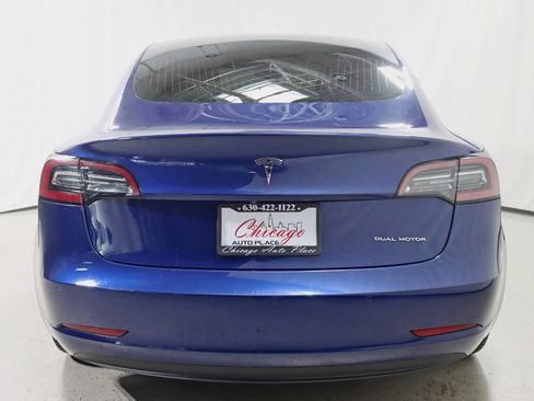 Used 2018 Tesla Model 3 Long Range image 13