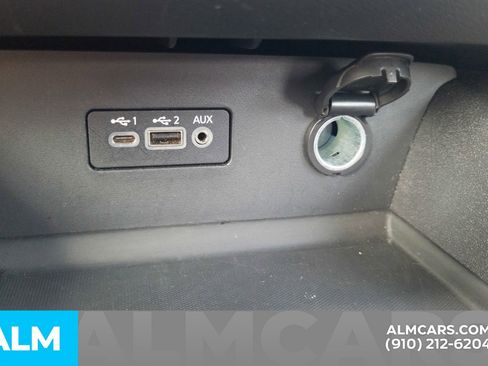 Used 2025 Nissan Altima 2.5 SV image 25