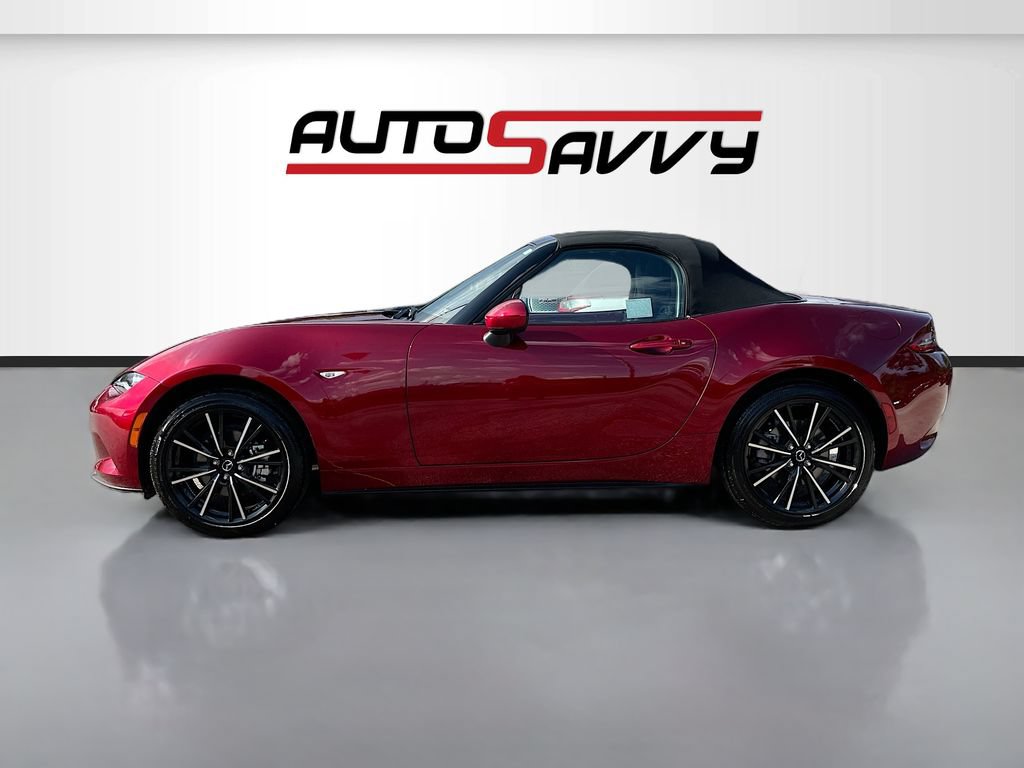 Used 2025 MAZDA MX-5 Miata Grand Touring w/ Weather Package RWD image 4