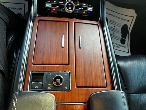 Used 2020 Lincoln Navigator L Reserve w/ Equipment Group 208A Reserve image 63