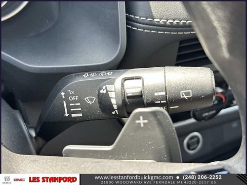 Used 2023 Nissan Rogue SV AWD/4WD image 25