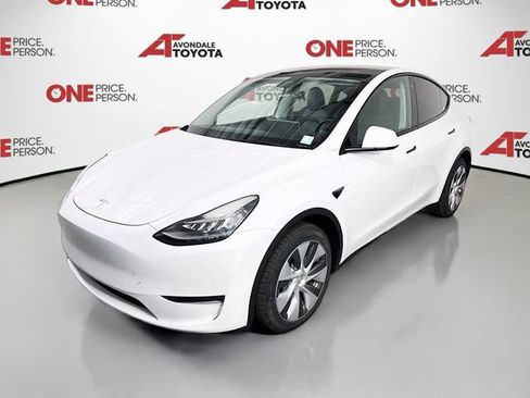 Used 2023 Tesla Model Y Long Range AWD/4WD image 3