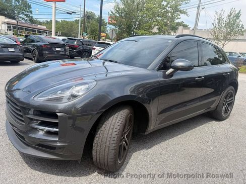 Used 2020 Porsche Macan S AWD/4WD image 3