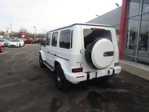 Used 2022 Mercedes-Benz G 550 image 2