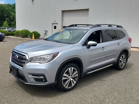 Used 2022 Subaru Ascent Limited w/ Technology Package AWD/4WD image 3