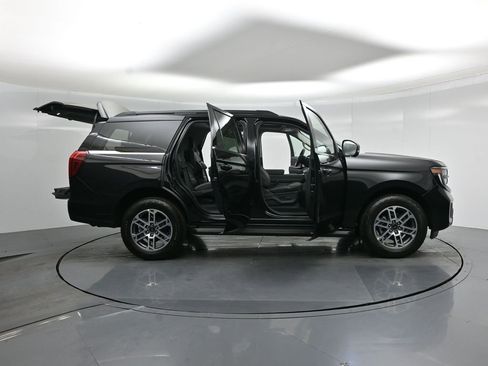 New 2026 Ford Expedition Active AWD/4WD image 4