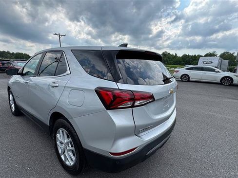 Used 2022 Chevrolet Equinox LT w/ Driver Convenience Package FWD image 15