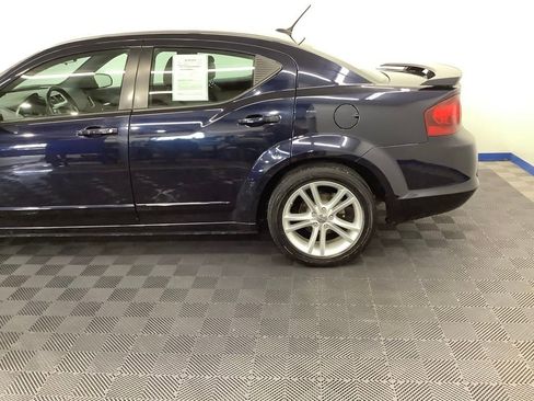 Used 2012 Dodge Avenger SXT Plus image 4