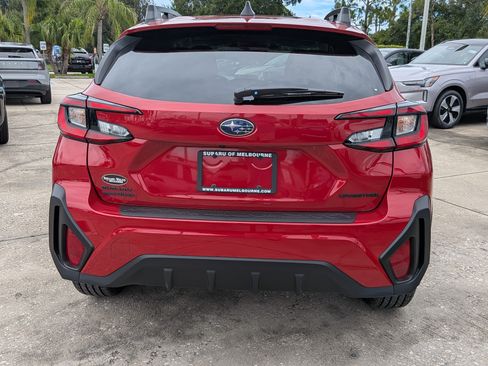Used 2026 Subaru Crosstrek 2.5i Premium AWD/4WD image 5