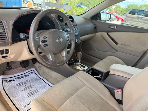 Used 2011 Nissan Altima 2.5 S w/ Convenience Pkg FWD image 13