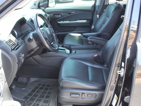 Used 2019 Honda Ridgeline RTL-E image 13