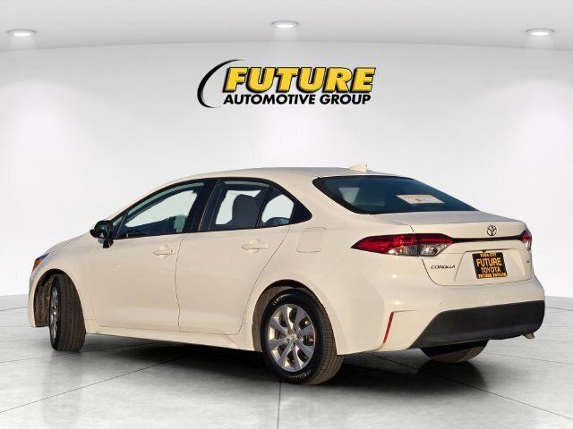 Certified 2025 Toyota Corolla LE FWD image 7
