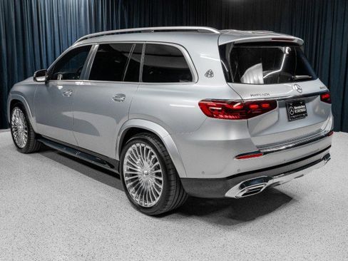 New 2026 Mercedes-Benz Maybach GLS 600 4MATIC image 8