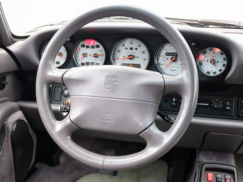 Used 1997 Porsche 911 Cabriolet image 28
