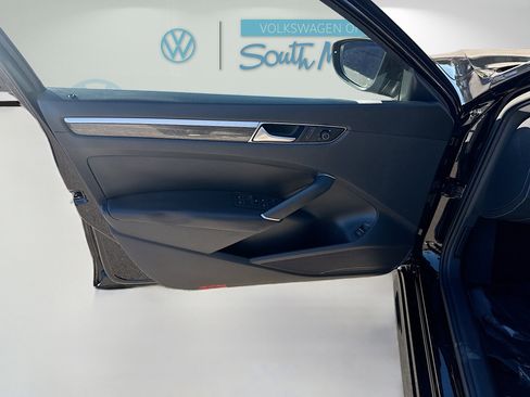 Used 2016 Volkswagen Passat 1.8T SE image 20