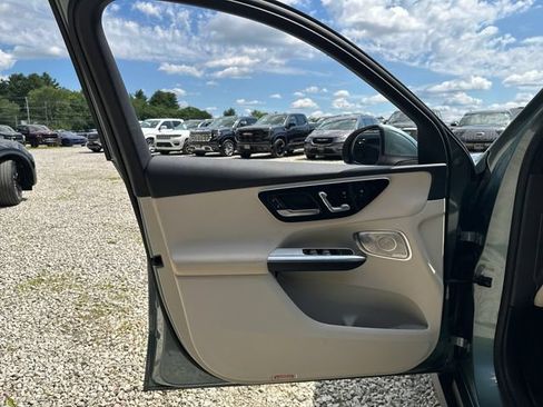 Used 2026 Mercedes-Benz GLC 300 4MATIC image 26