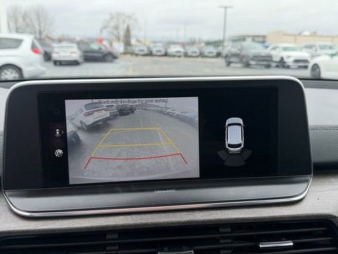 Used 2022 Kia Telluride EX image 17