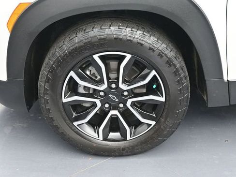 Used 2025 Chevrolet TrailBlazer ACTIV FWD image 24