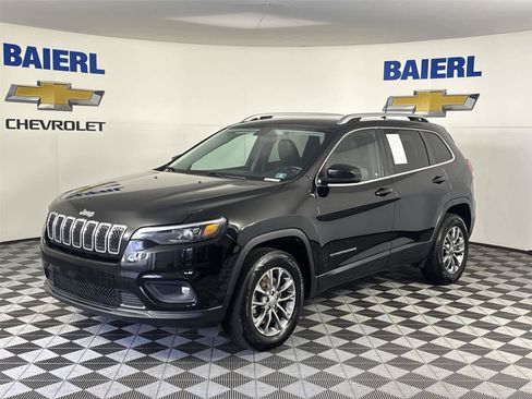 Used 2019 Jeep Cherokee Latitude Plus AWD/4WD image 1