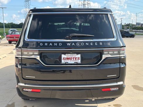 Used 2023 Jeep Grand Wagoneer Series II w/ Flexible Seating Group AWD/4WD image 6