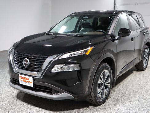 Used 2023 Nissan Rogue SV FWD image 30