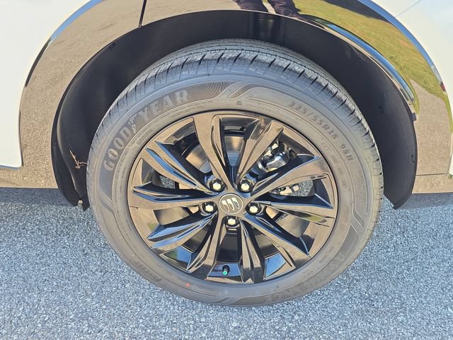 New 2026 Buick Envista Sport Touring w/ Convenience II Package FWD image 9