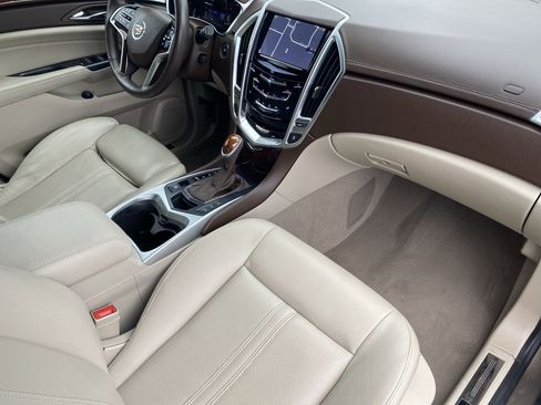 Used 2015 Cadillac SRX Luxury w/ Driver Awareness Package image 34