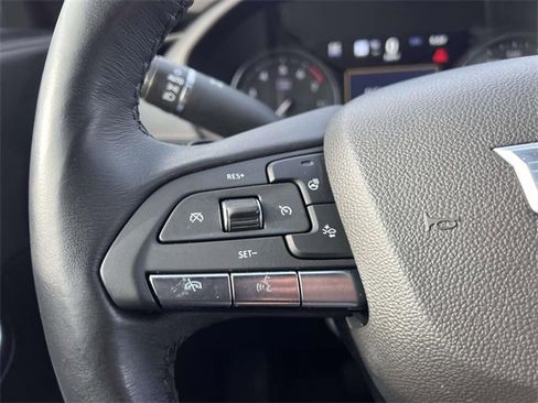 Used 2021 Cadillac XT4 Premium Luxury image 28