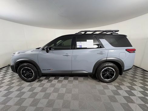 Used 2025 Nissan Pathfinder Rock Creek image 4