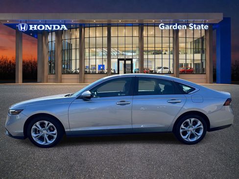 Certified 2023 Honda Accord LX image 5