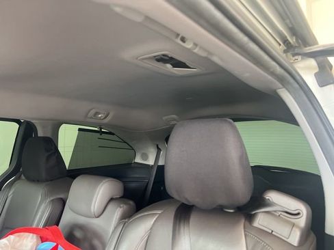 Used 2018 Honda Odyssey Elite image 12