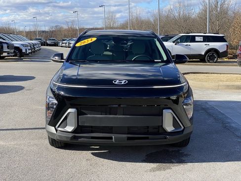 Used 2024 Hyundai Kona SEL w/ Convenience Package image 2