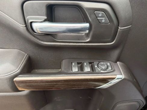 Used 2021 Chevrolet Silverado 1500 LT w/ Convenience Package II image 14