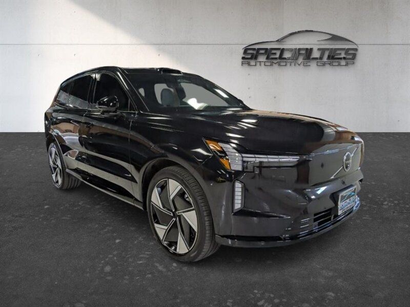 Used 2025 Volvo EX90 Ultra AWD/4WD image 1
