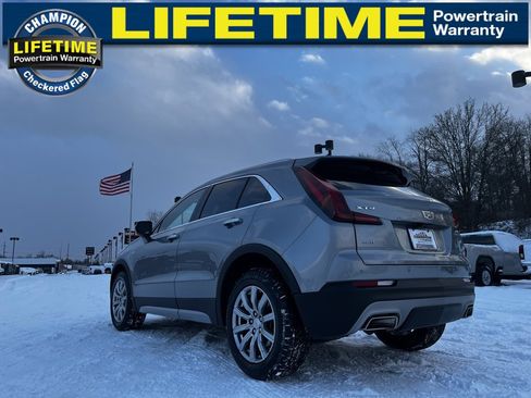 Used 2023 Cadillac XT4 Premium Luxury image 6