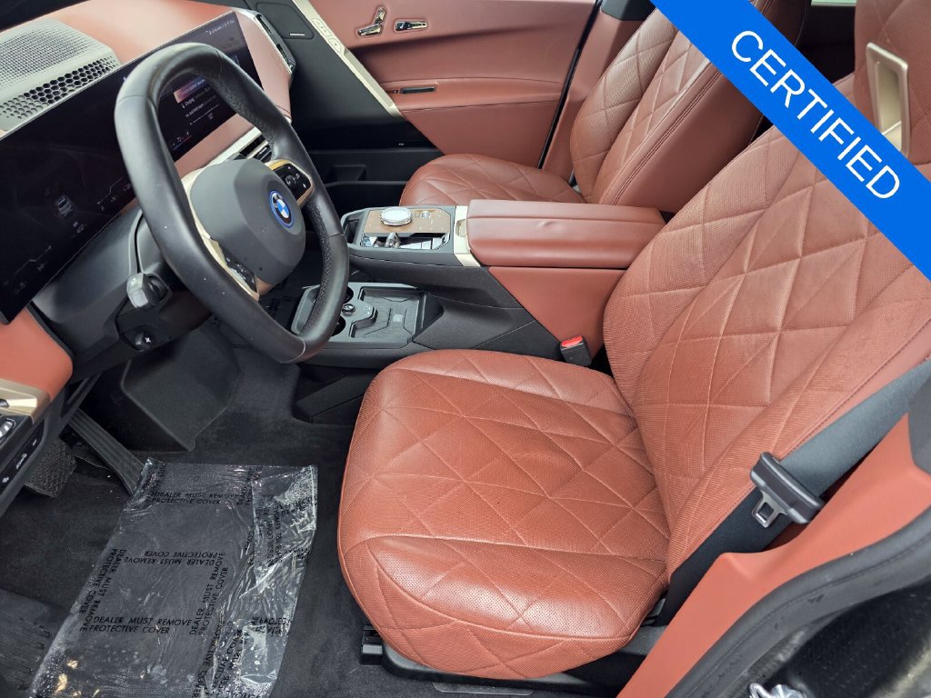 Certified 2022 BMW iX xDrive50 w/ Premium Package AWD/4WD image 9