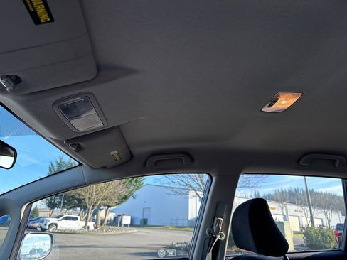 Used 2012 Honda Fit Sport image 24