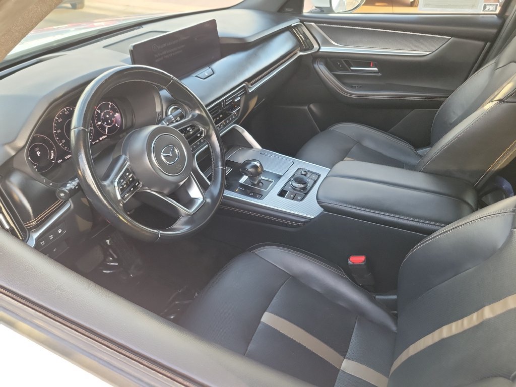 Used 2024 MAZDA CX-90 Plug-In Hybrid w/ Premium Plus AWD/4WD image 3
