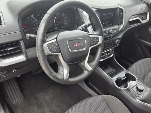 Used 2024 GMC Terrain SLE AWD/4WD image 11