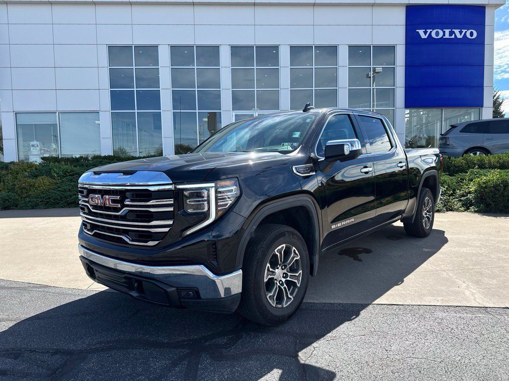 Used 2026 GMC Sierra 1500 SLT AWD/4WD image 35