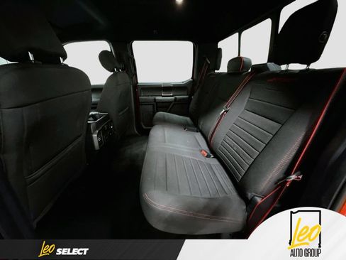 Used 2018 Ford F150 XLT w/ Equipment Group 302A Luxury AWD/4WD image 26
