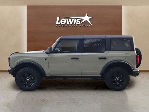 New 2025 Ford Bronco Big Bend w/ Black Diamond Package image 2