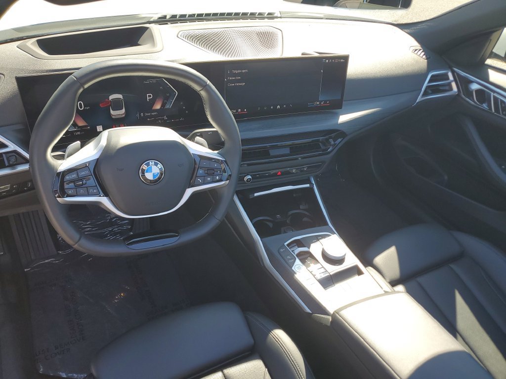 Used 2025 BMW 430i Convertible RWD image 3