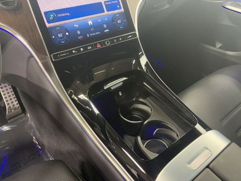 Certified 2025 Mercedes-Benz GLC 350e GLC 350e w/ AMG Line image 15