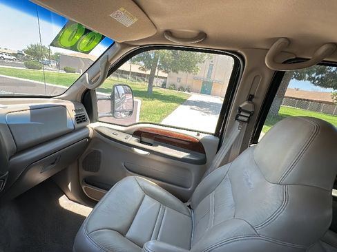 Used 2000 Ford Excursion Limited AWD/4WD image 15