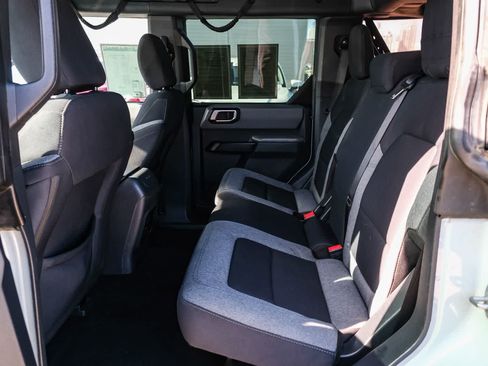 Used 2022 Ford Bronco 4-Door AWD/4WD image 18