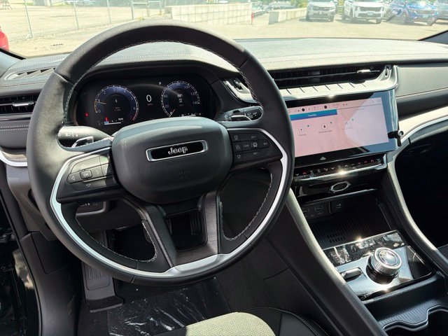 New 2026 Jeep Grand Cherokee Altitude AWD/4WD image 15