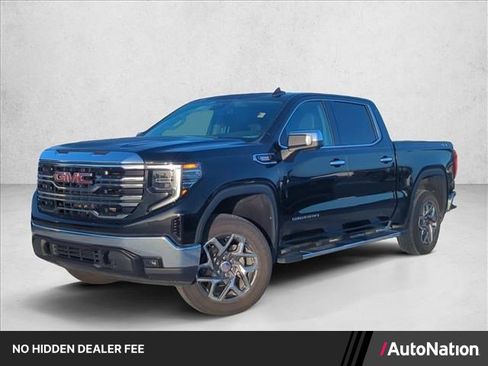Used 2023 GMC Sierra 1500 SLT w/ SLT Premium Package AWD/4WD image 1