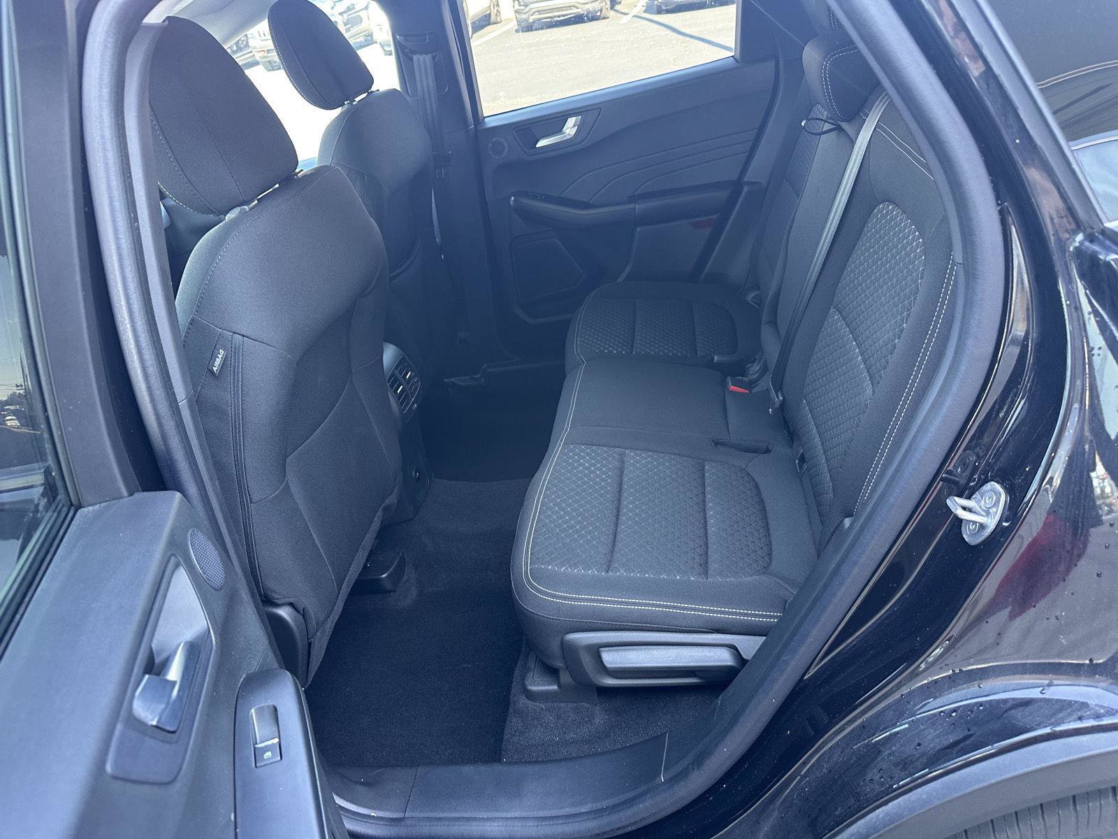 Used 2023 Ford Escape Active w/ Tech Pack #2 AWD/4WD image 29