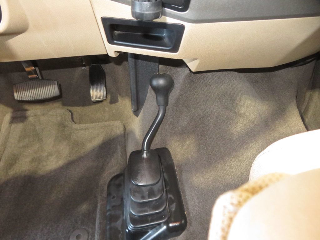 Used 2013 Ford F250 XLT w/ XLT Interior Pkg AWD/4WD image 42